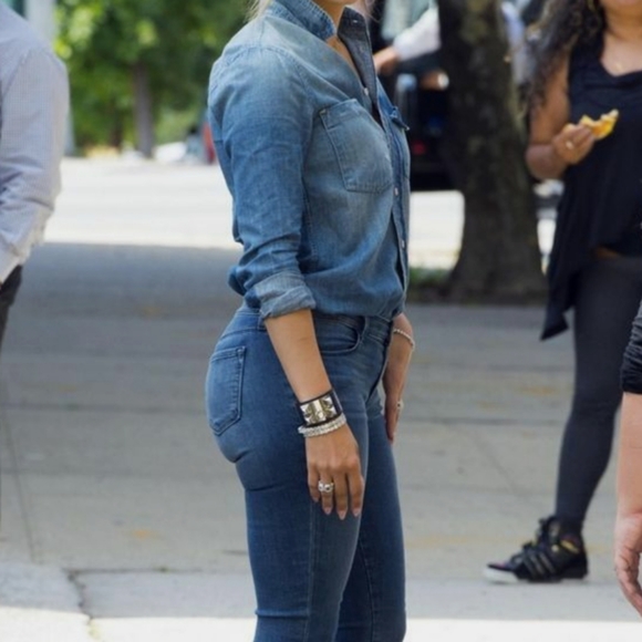 Womens denim blue Old Navy small button down - Picture 4 of 12